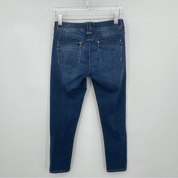 Democracy Ab solution distressed ankle cropped dark wash blue denim jeans - Picture 4 of 10